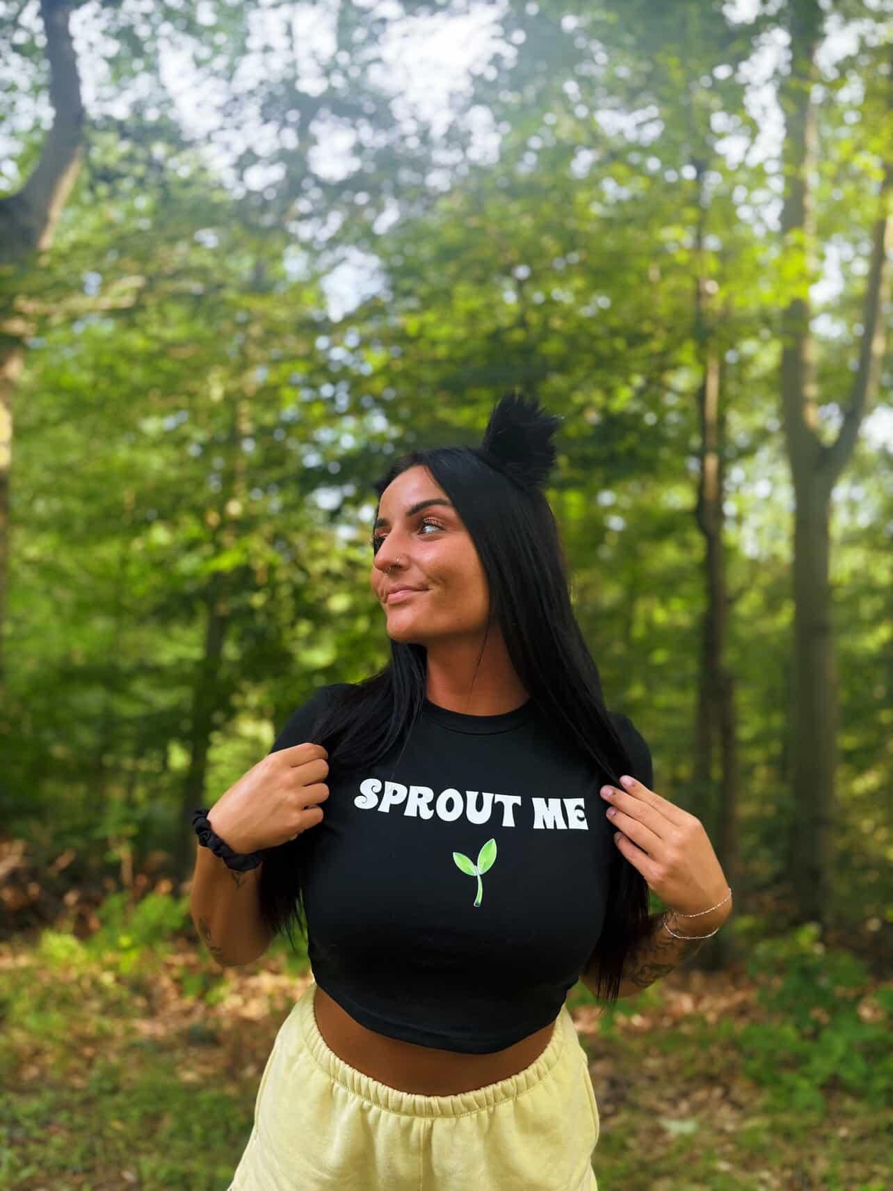 Sprout me crop top