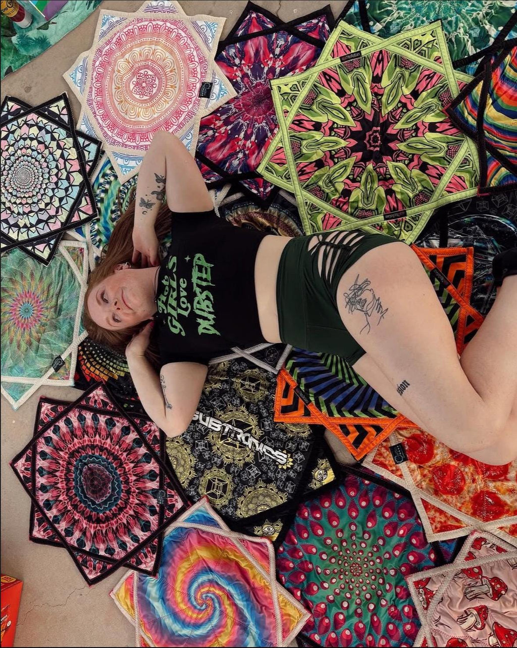 Hot girls love dubstep crop top